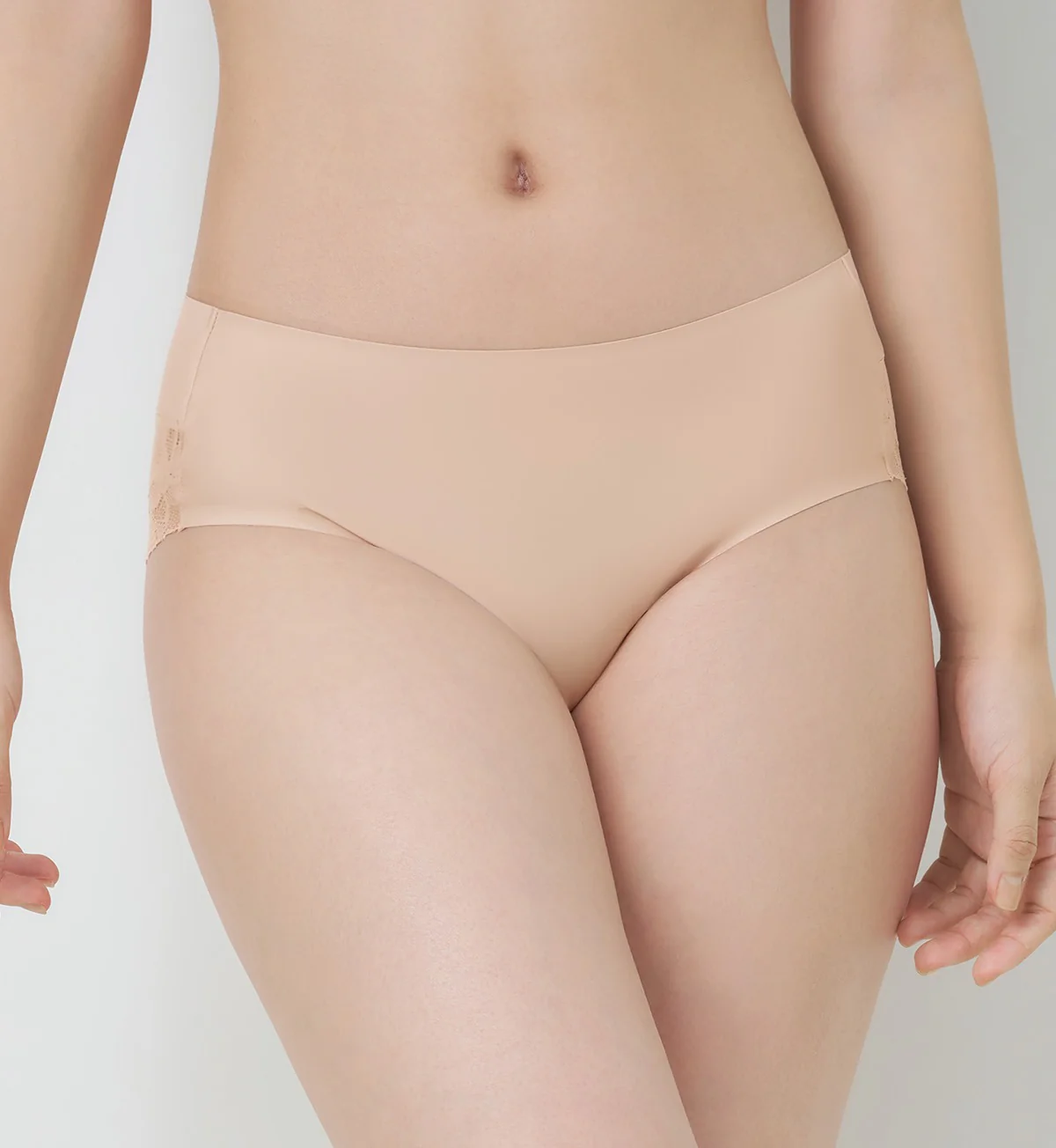 Body Makeup Illusion Lace Hipster - Image 2
