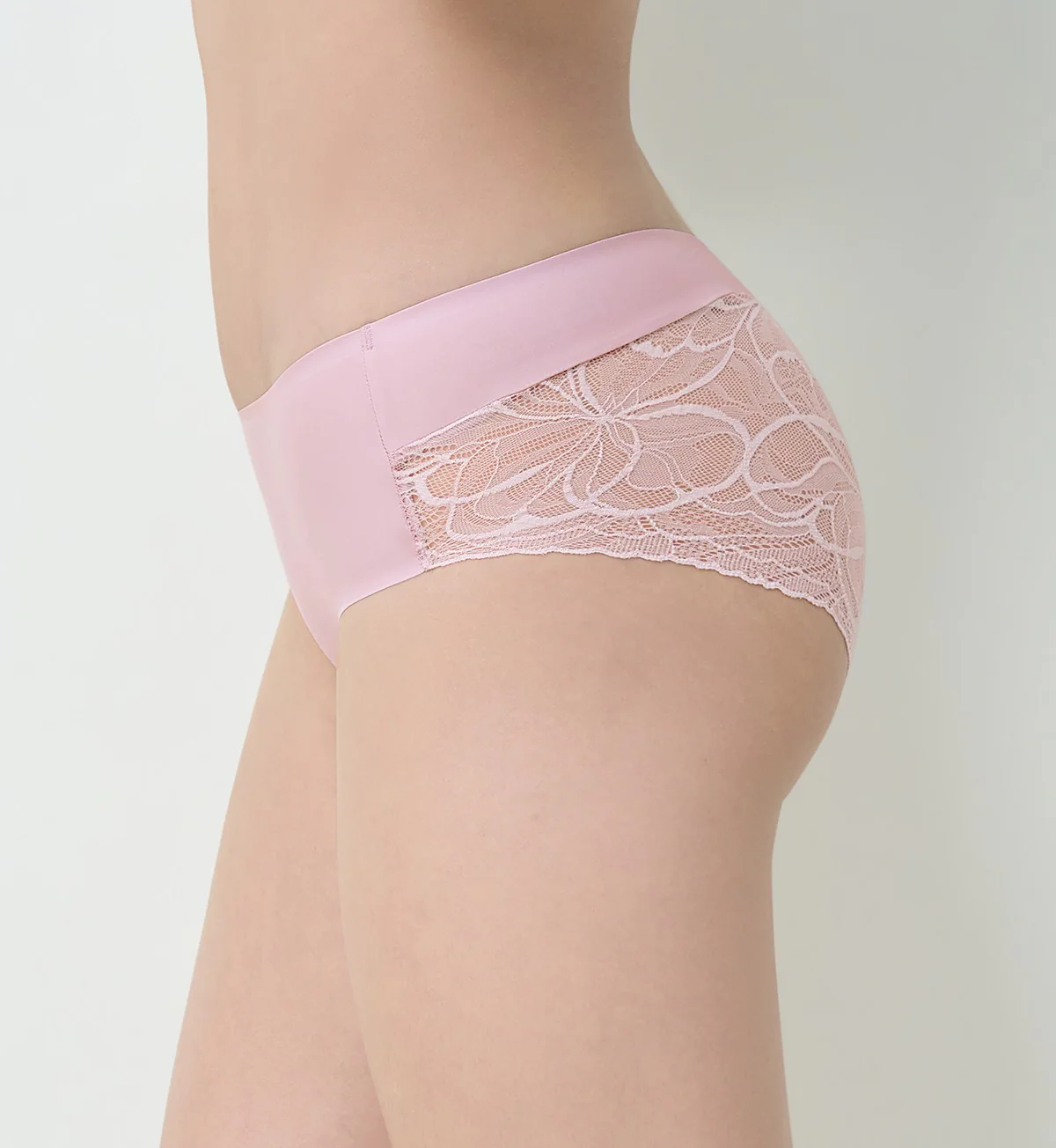 Body Makeup Illusion Lace Hipster - Image 4