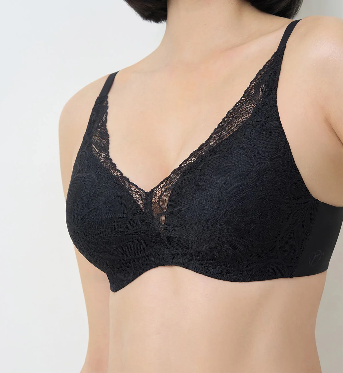 Body Makeup Illusion Lace Wired Push Up Deep V Bra - Image 5