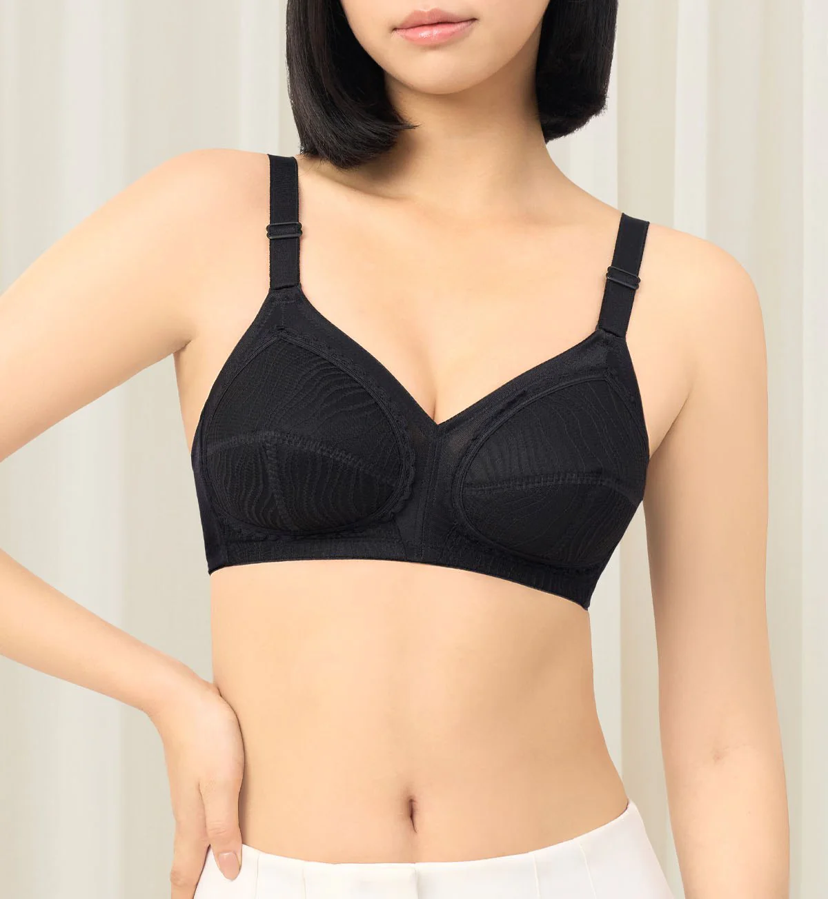 Form & Beauty 075 Non-Wired Padded Bra - Image 2