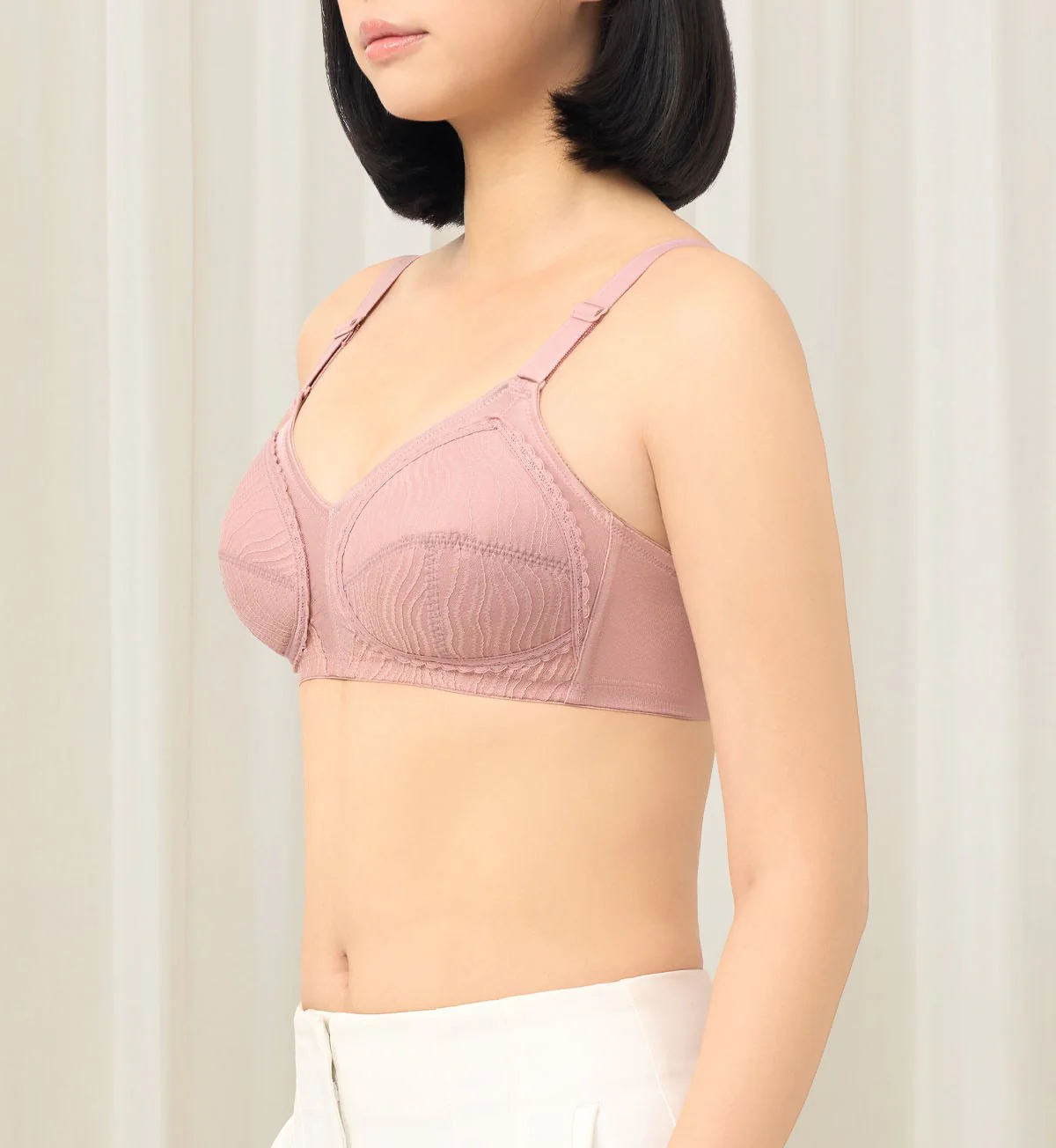 Form & Beauty 075 Non-Wired Padded Bra - Image 4