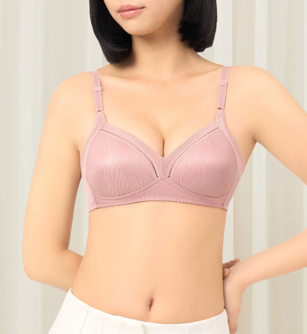 Form & Beauty 138 Non-Wired Padded Bra - Image 2