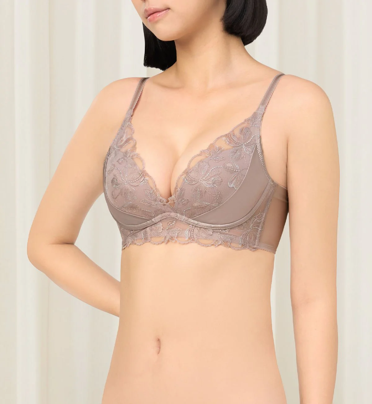 French Romance Non-Wired Push Up Deep V Bra - Image 4