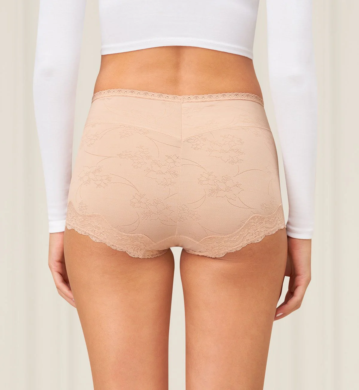 High Waist Smoothing Hipster - Image 3