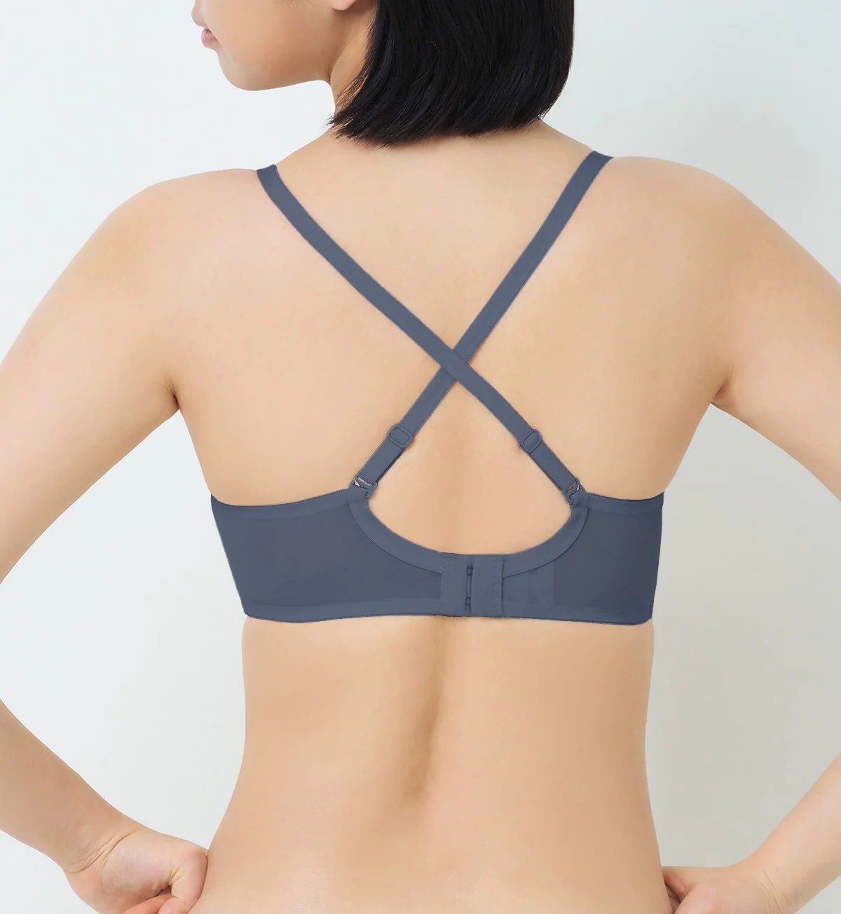 Invisible Inside-Out Wired Padded Bra - Image 4