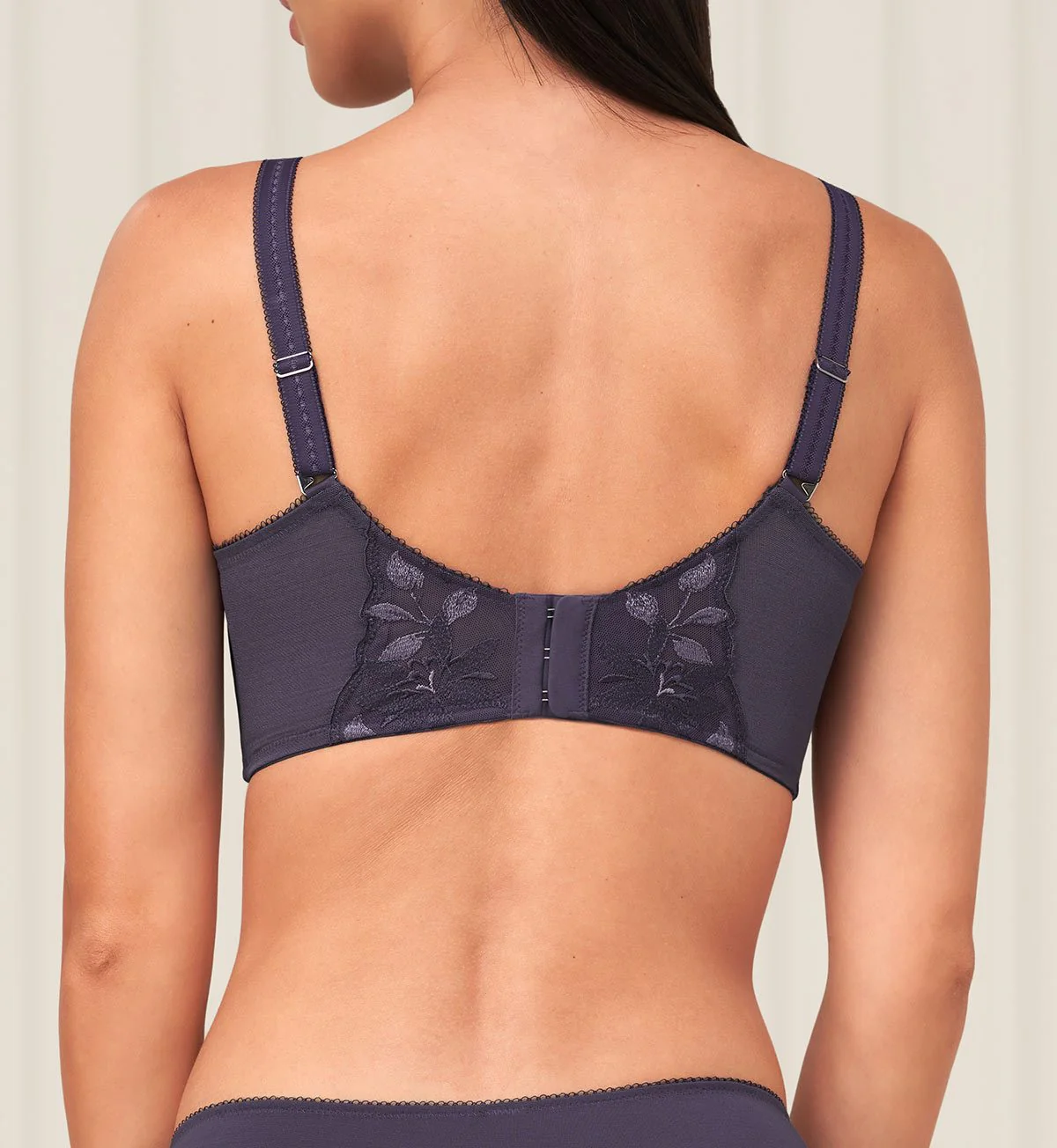 Sculpt Adore Non-Wired Padded Bra - Image 3