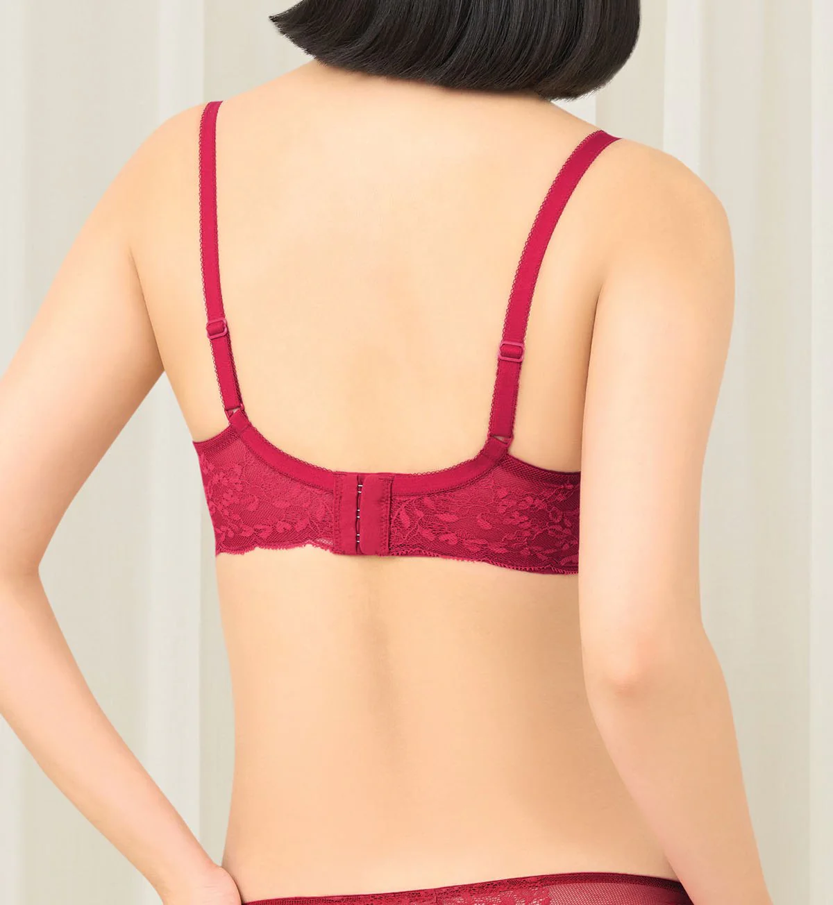 Sensual Spotlight Non-Wired Push Up Deep V Bra - Image 3