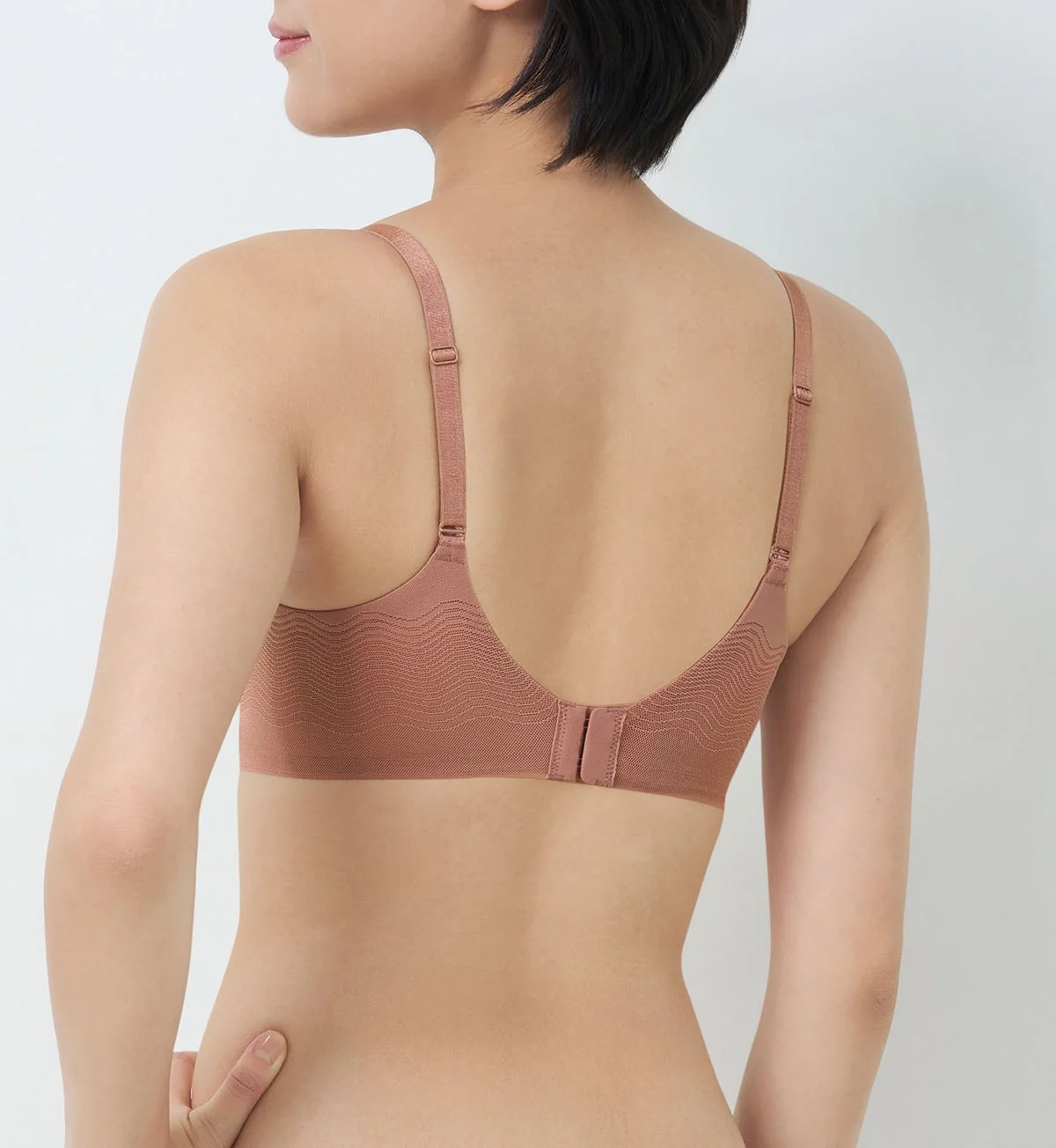 Smooth Sensation Magic Wired Padded Bra - Image 3