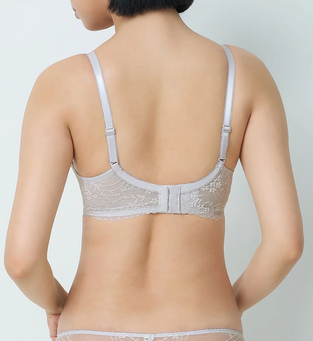 Tri-Air Lite Delight Non-Wired Push Up Deep V Bra - Image 3