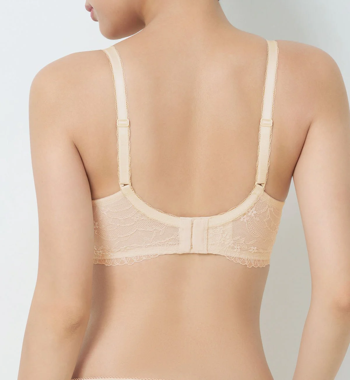 Tri-Air Lite Delight Non-Wired Push Up Deep V Bra - Image 3