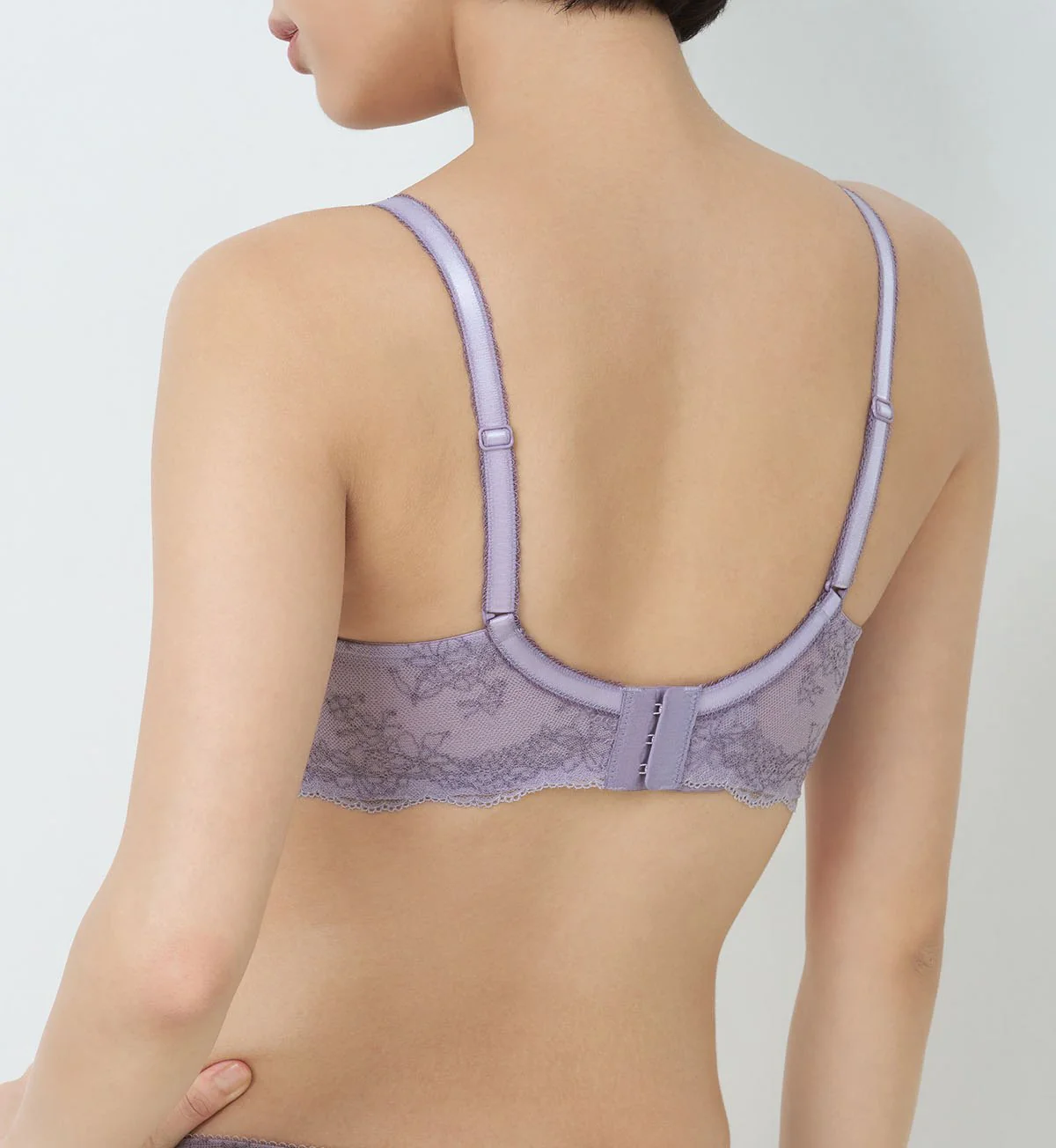 Tri-Air Lite Luna Non-Wired Push Up Deep V Bra - Image 3
